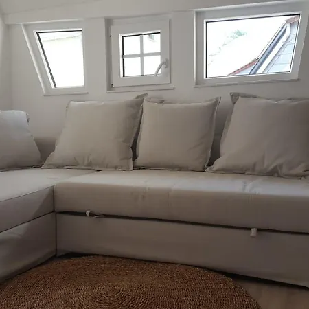 Semesterbostad Ferienwohnung Cafe Sander's Engelshausschen