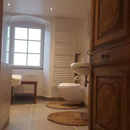 Semesterbostad Ferienwohnung Cafe Sander's Engelshausschen Niederfell