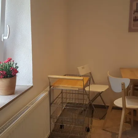 Сasa de vacaciones Ferienwohnung Cafe Sander's Engelshausschen Niederfell